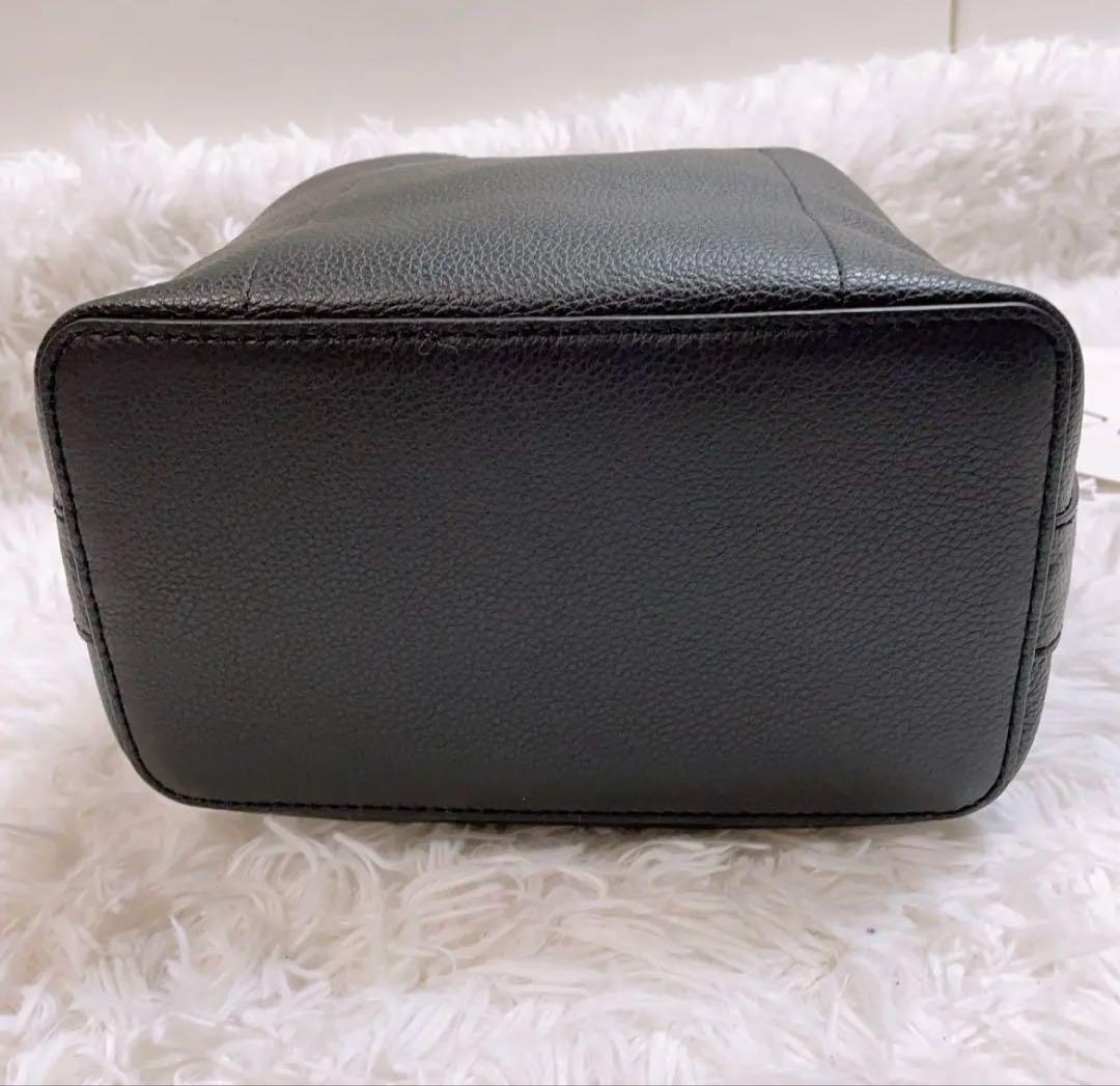 FURLA ブラック バケットバッグ　バケツ型ショルダーバッグ