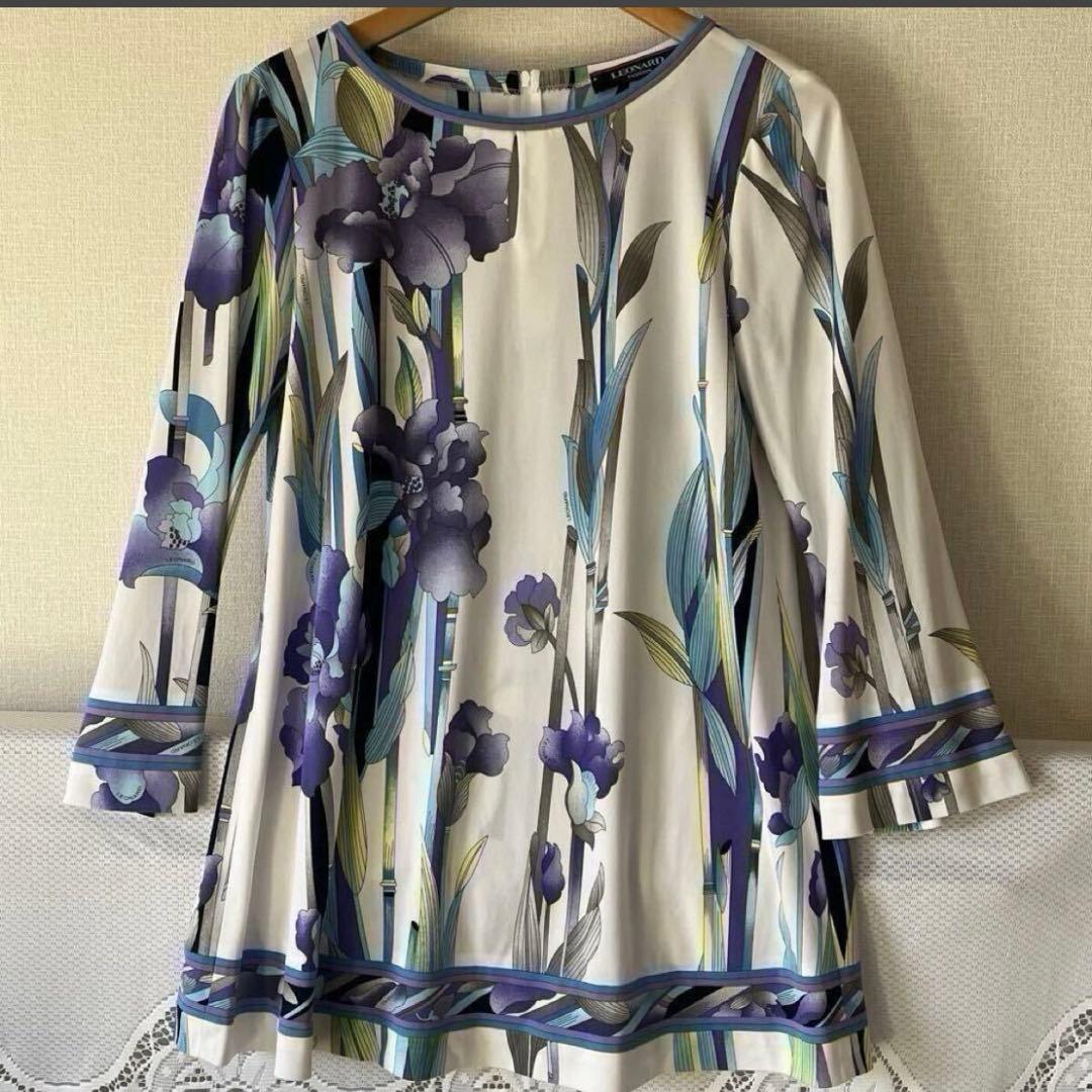 美品⭐️レオナール⭐️アイリス柄⭐️カンカン⭐️チュニック⭐️サイズ40