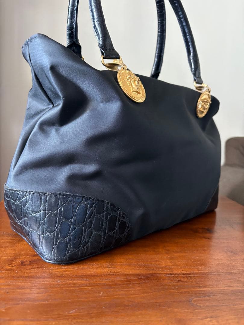 GIANNI VERSACE ジャンニ　ヴェルサーチ　バッグ