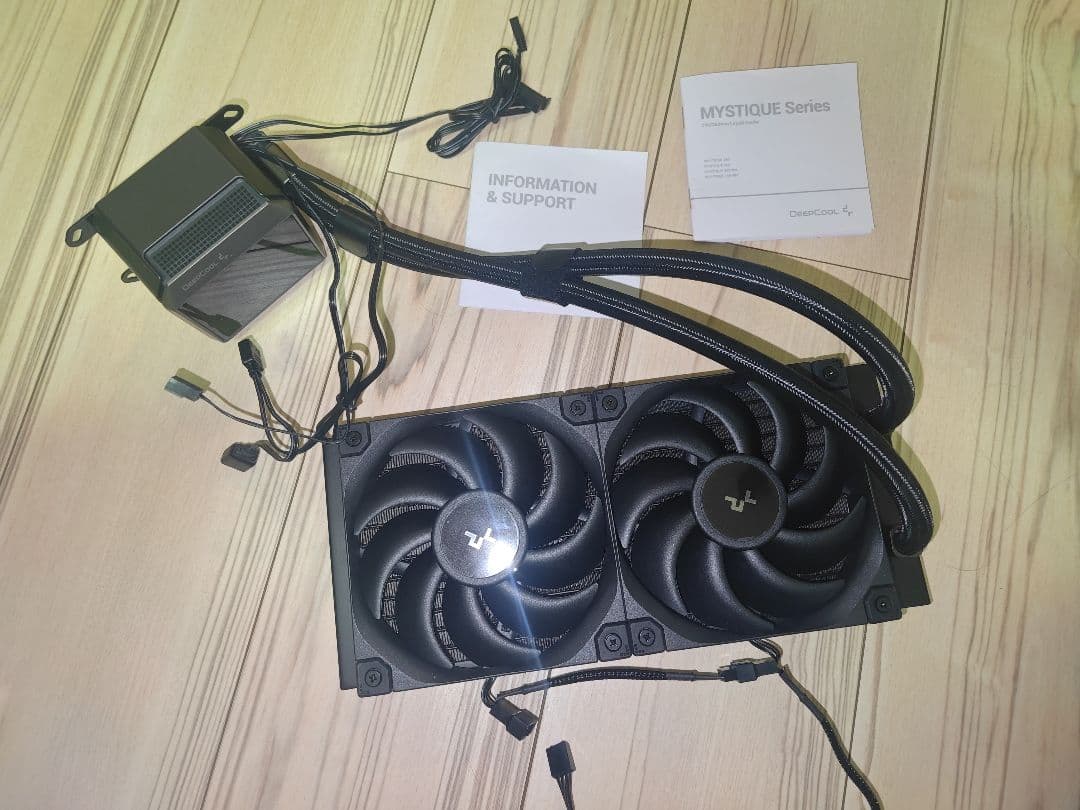 MYSTIQUE Series 水冷クーラー 120mm