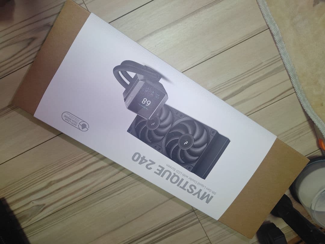 MYSTIQUE Series 水冷クーラー 120mm