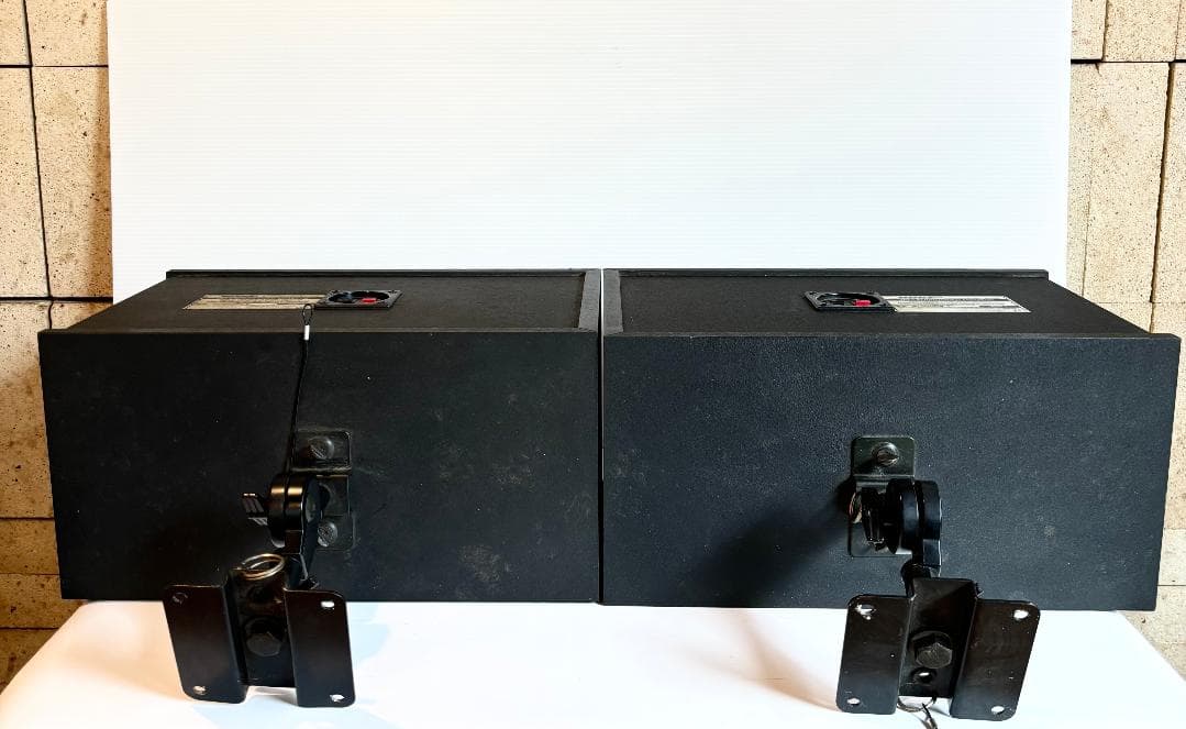 BOSE201AVM / AUDIO VIDEO MONITOR 天吊金具付き