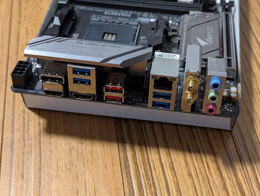 マザーボード GIGABYTE B450i AORUS PRO WIFI Mini-ITX