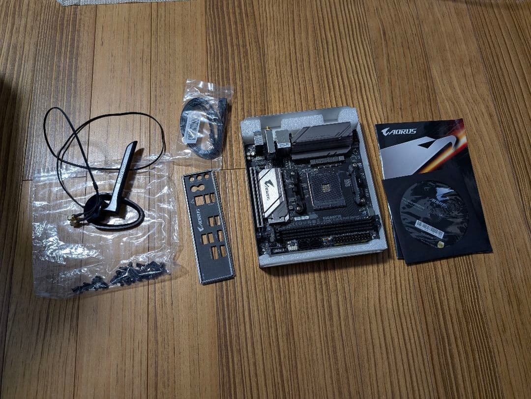 マザーボード GIGABYTE B450i AORUS PRO WIFI Mini-ITX