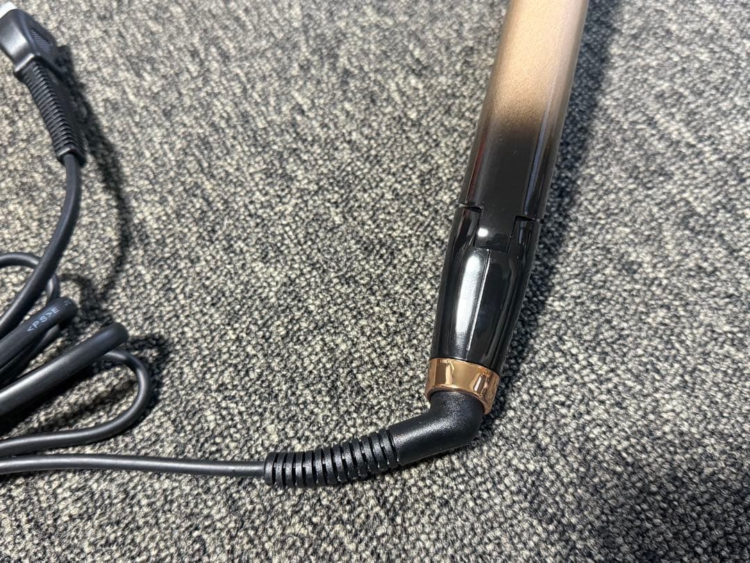 【ほぼ未使用】 リュミエリーナ ヘアビューロン 4D Plus ストレート