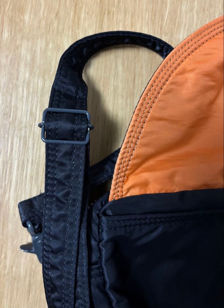 ボーナス前週末セール！！【入手困難】PORTER タンカーボディバッグ　男女兼用