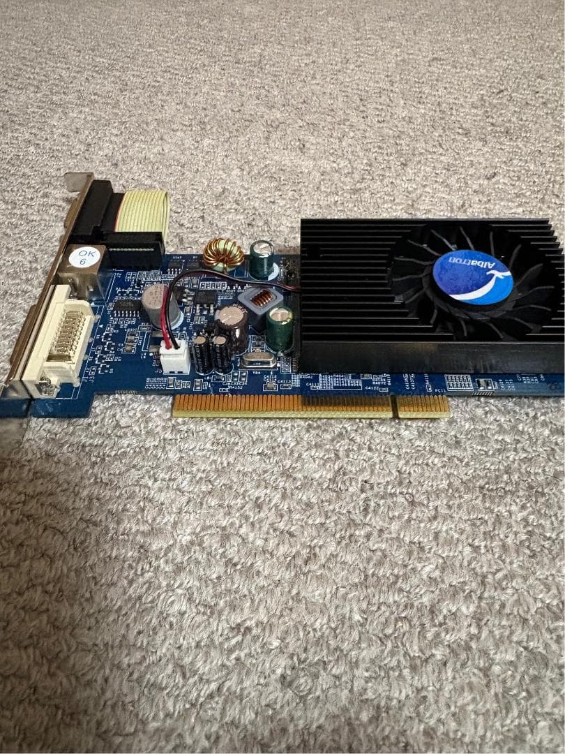 Albatron PCI GeForce 8400GS-256（中古品）