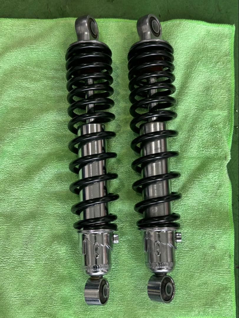 カワサキ W800 純正 リアサスペンション OOJI