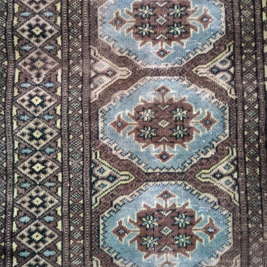 ヴィンテージラグ　パキスタン　トライバルラグ　手織り絨毯