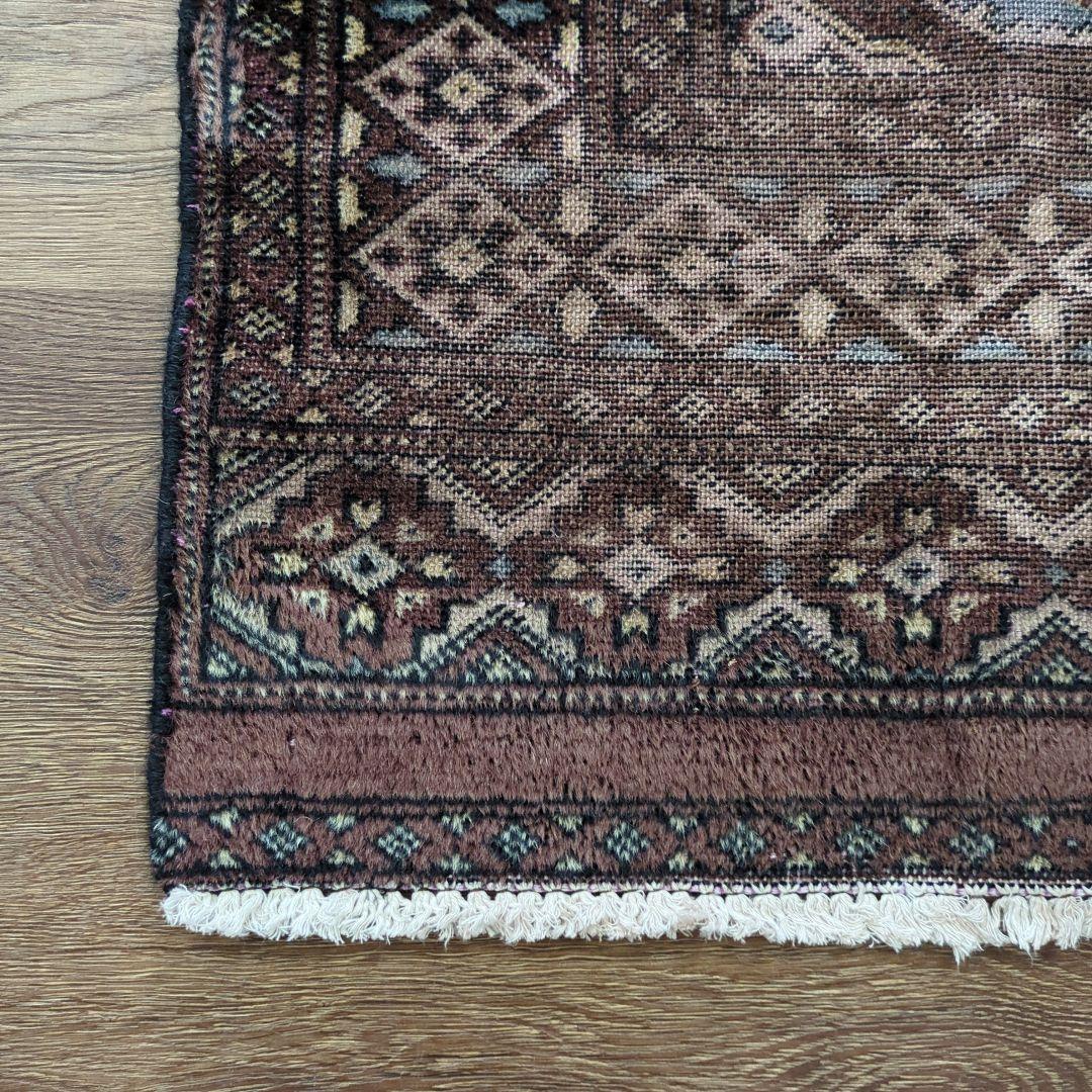ヴィンテージラグ　パキスタン　トライバルラグ　手織り絨毯