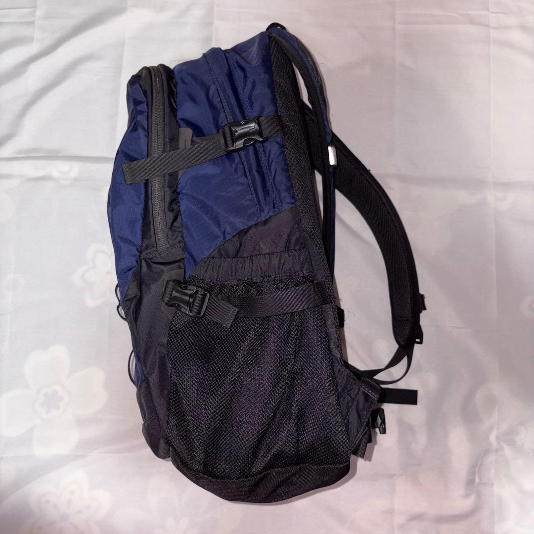 THE NORTH FACE リュック HOT SHOT ネイビー