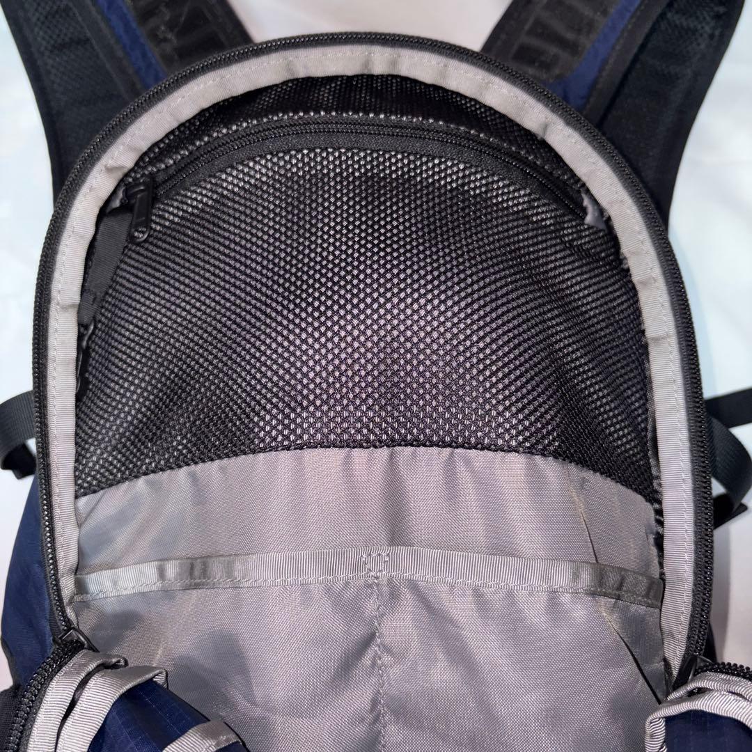 THE NORTH FACE リュック HOT SHOT ネイビー