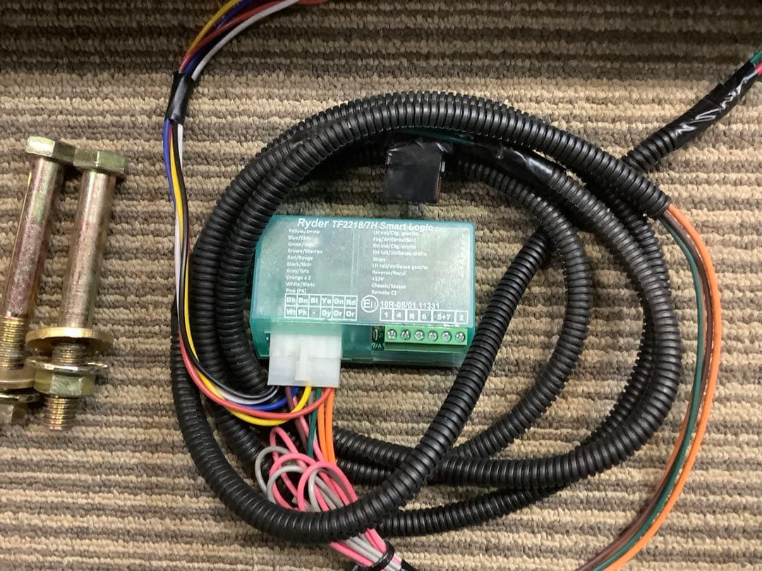 ベンツVクラス220D用ヒッチメンバー　ｗ447