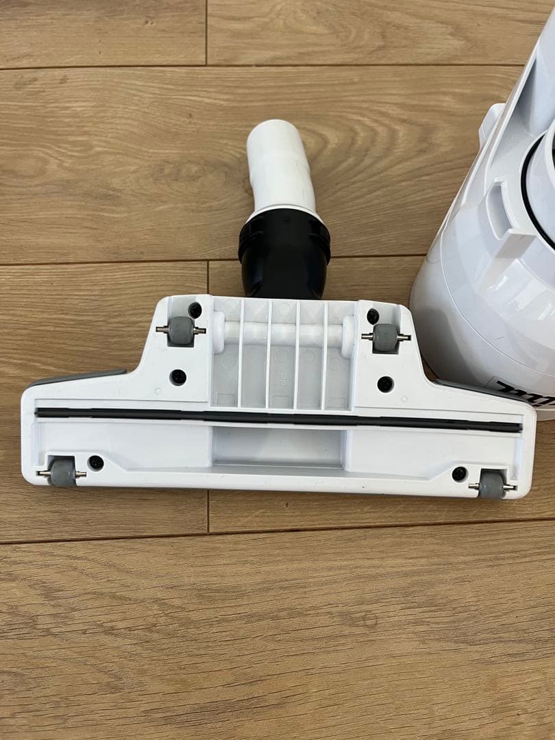 Makita マキタ　CL286FD 充電式クリーナー