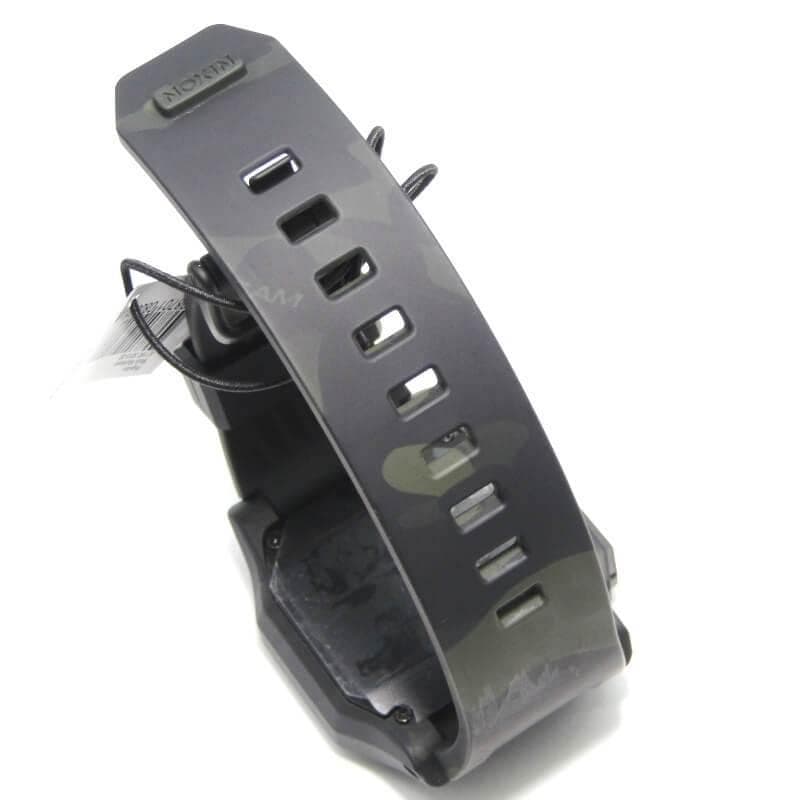 新品未使用タグ付 箱有 NIXON ニクソン 腕時計 ブラック REGULUS