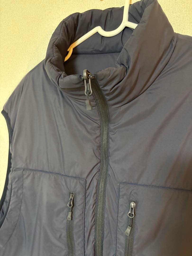 m*1様 TECH REVERSIBLE CLIMBERS PUFF VEST