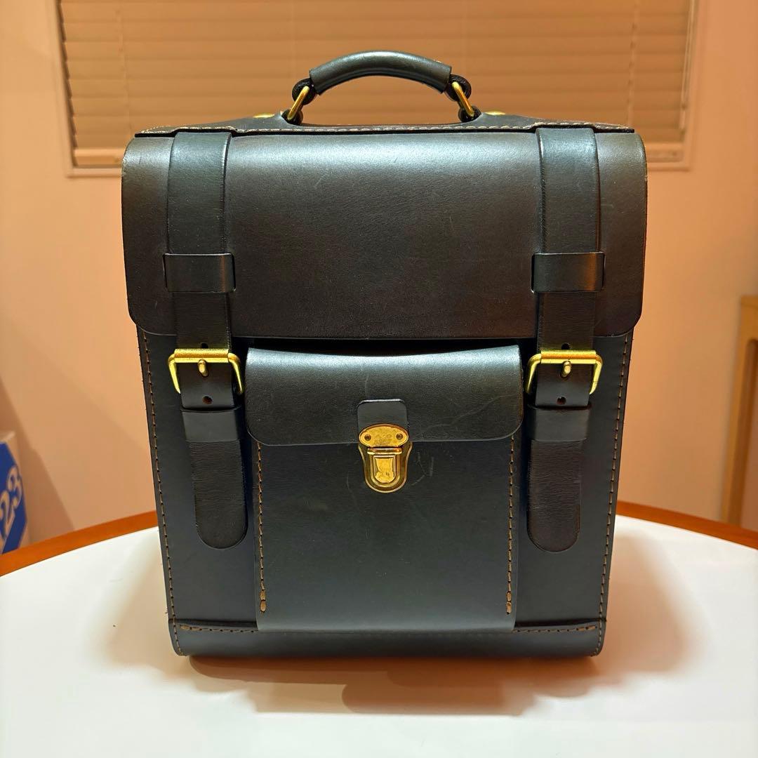 【祝日値引-5000円】ヘルツ HERZ ガロンリュック　限定色ネイビー