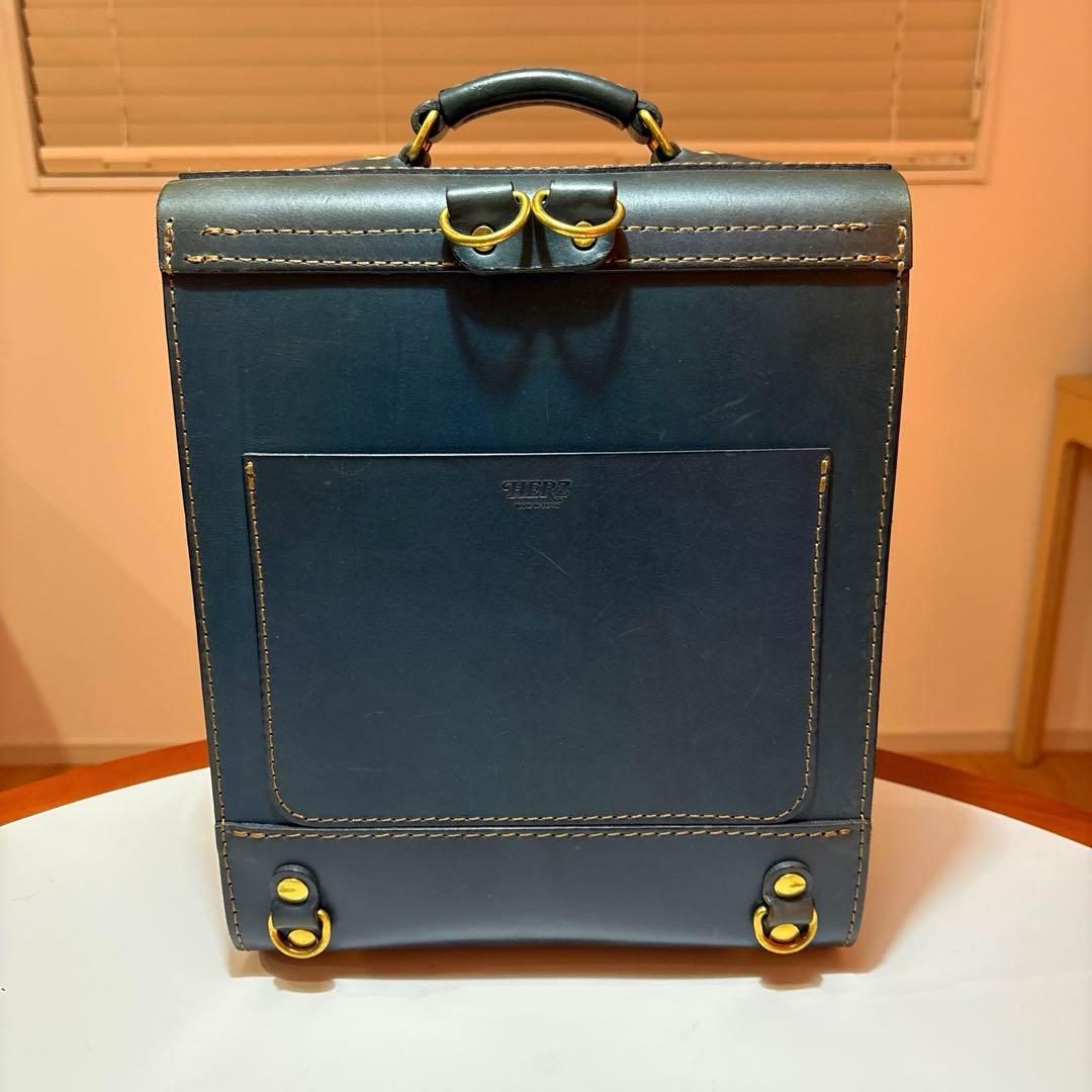 【祝日値引-5000円】ヘルツ HERZ ガロンリュック　限定色ネイビー