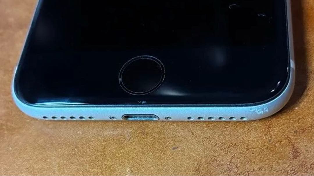 iPhone SE 第2世代 64GB バッテリー新品