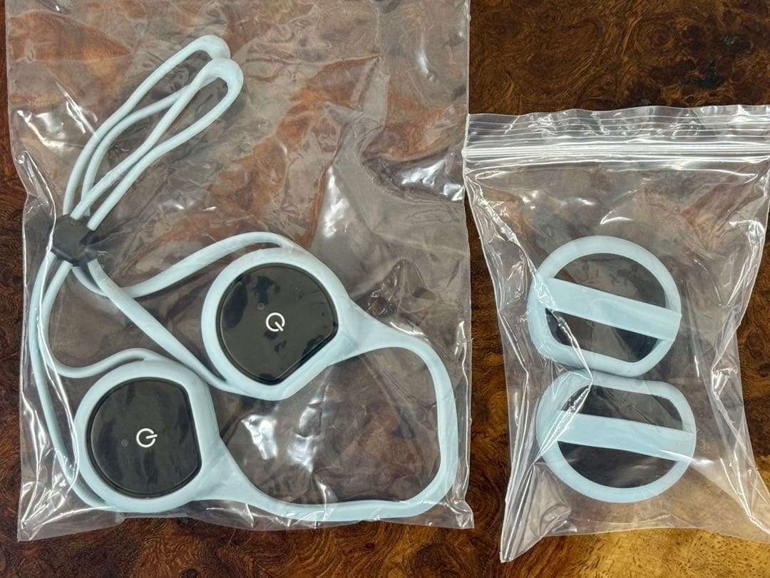 【新品】EMS美顔器 icoelle フェイシャルネックリフト 付属品一式！