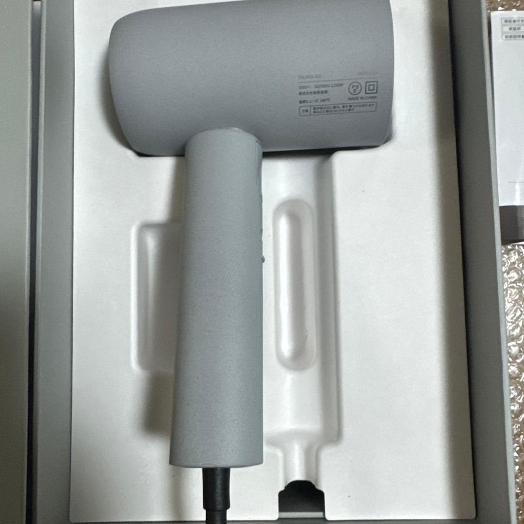 【美品】SALONIA エアトリートメント ヘアドライヤー ストーングレー