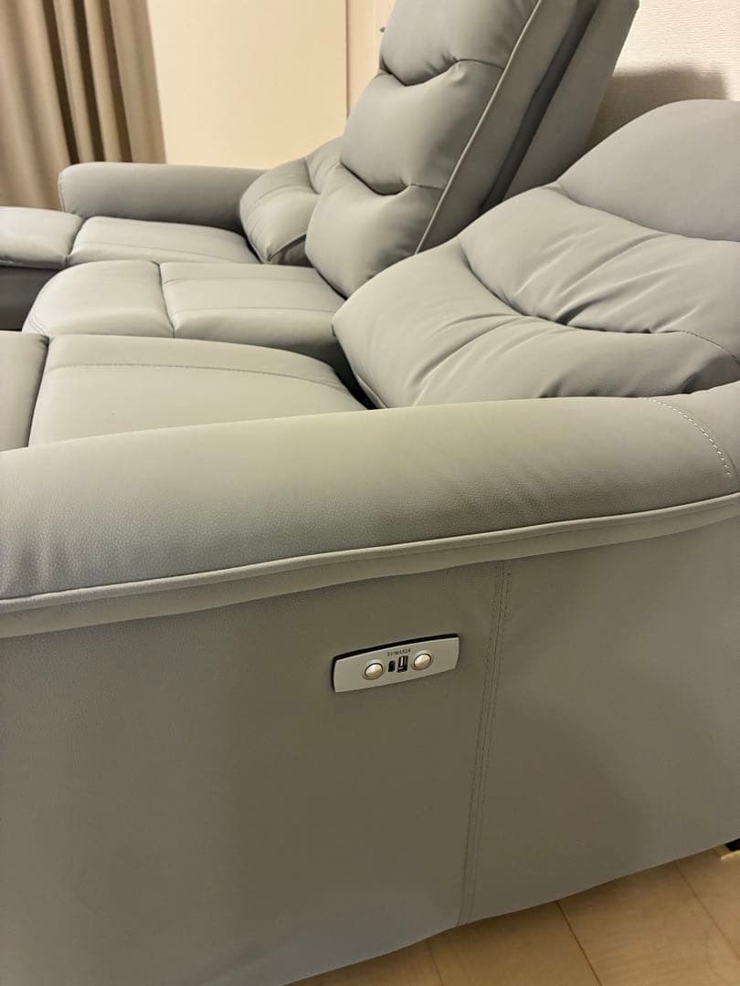 電動ソファ N-ビリーバ 電動リクライニングソファ テーブル付き 合皮タイプ