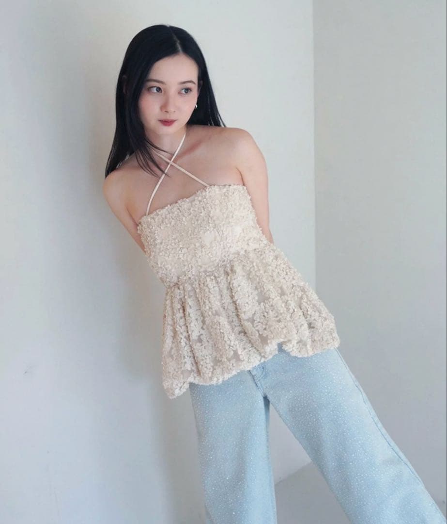 フラワーモチーフバルーンワンピース