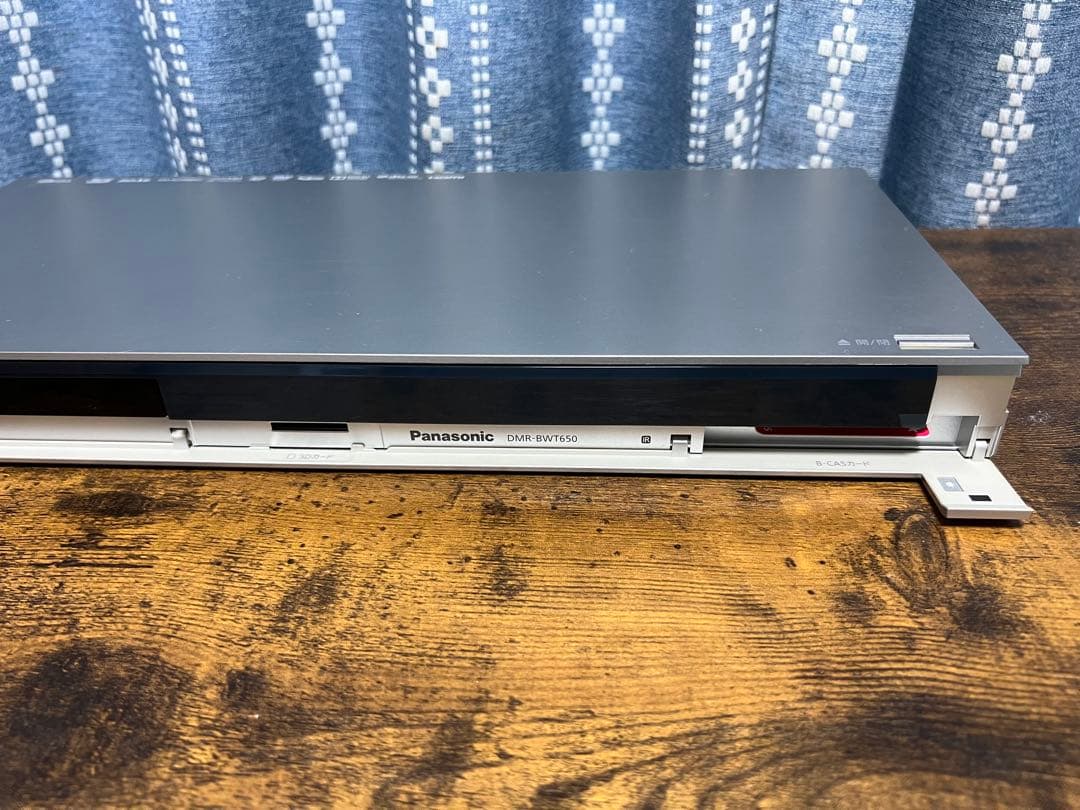 【美品】パナソニック ブルーレイレコーダー DMR-BWT650