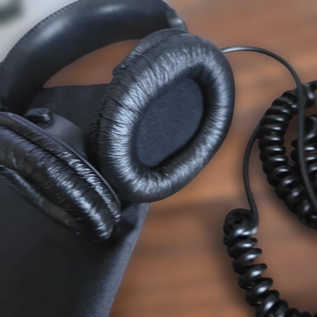 MDR-7506　ソニーモニターヘッドホン