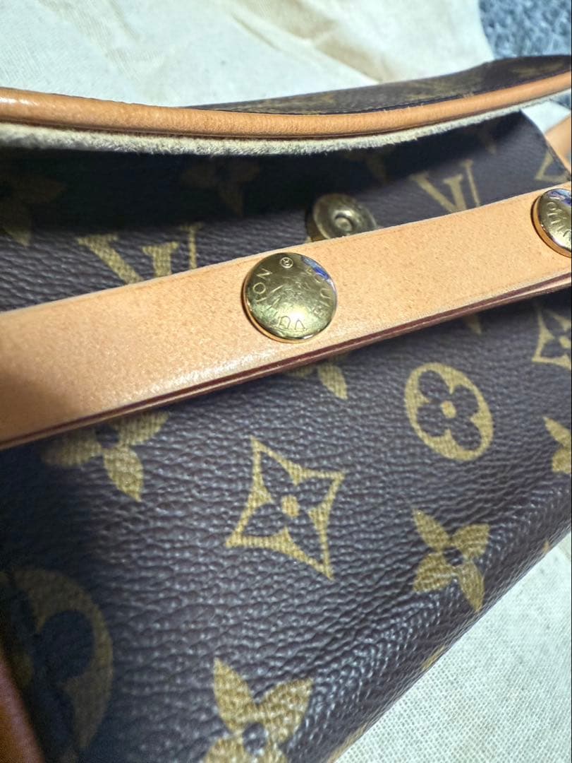 ルイ・ヴィトン ウエストバッグ モノグラムポシェットフロランティーヌM51855