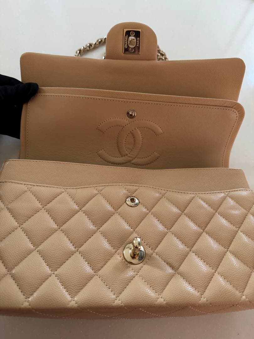 CHANEL ベージュ キルティングショルダーバッグ