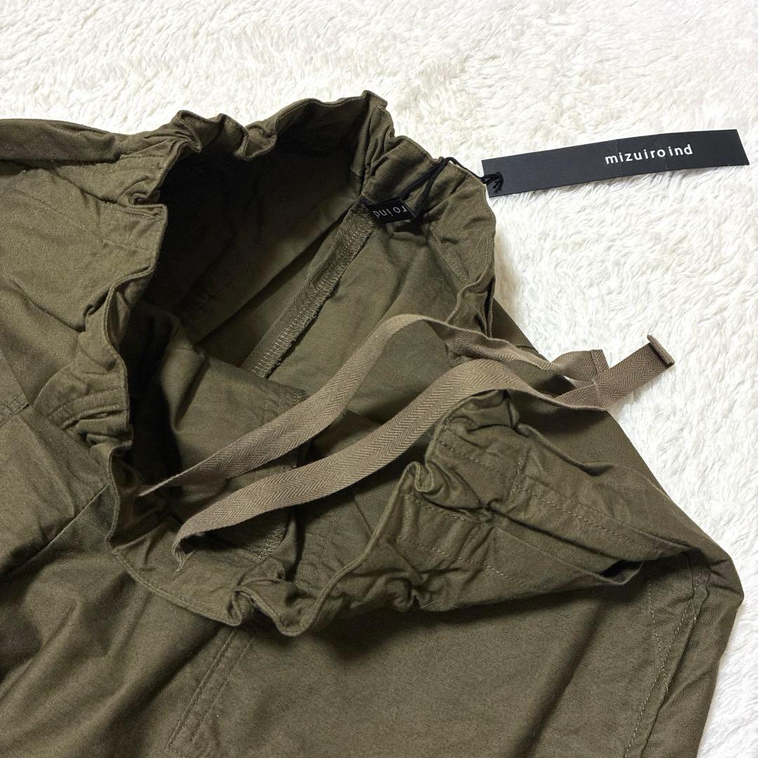 未使用品　mizuiro ind(ミズイロインド)カーゴイージーパンツ　カーキ