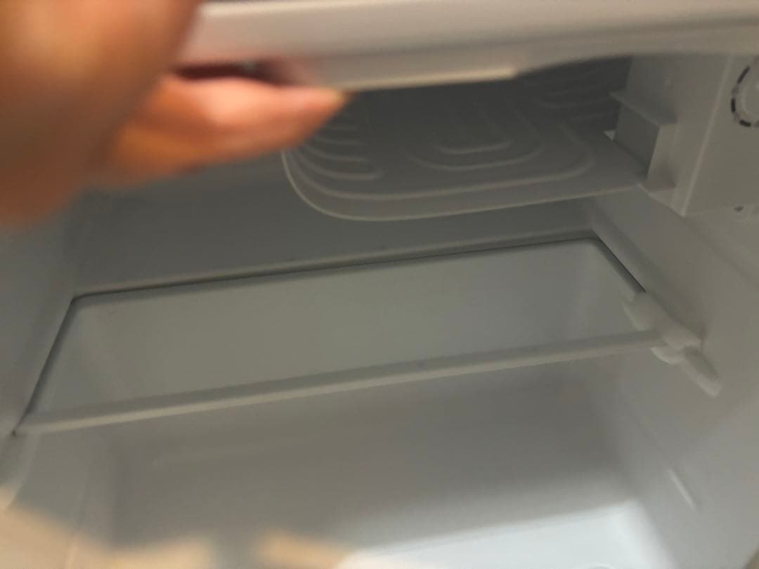 極美品　ミニ冷蔵庫　シルバー　2022年製　46L A-Stage 直接引取可能