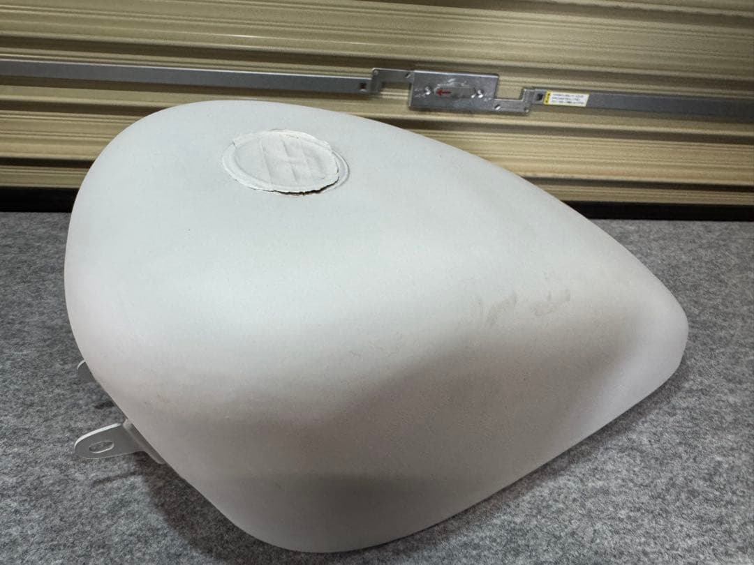 xlh883 レプリカガスタンク　右コック　スポーツスター　xl883