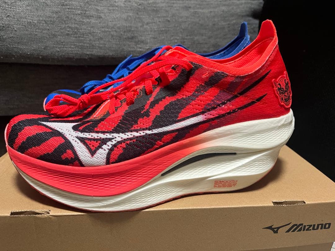 MIZUNO ウエーブリベリオンプロ3