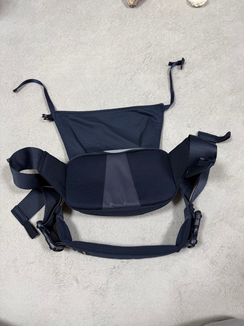 ポムル ヒップシート（ネイビー）