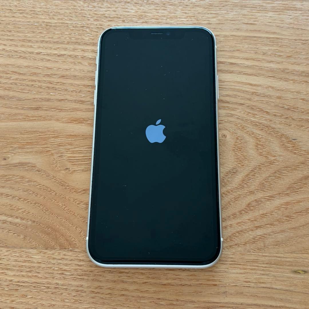Apple iPhone11 本体 SIMフリー ෆ̈ ホワイト 128GB