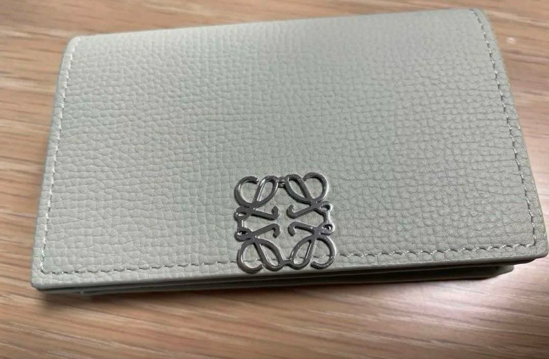 ロエベ名刺入れ