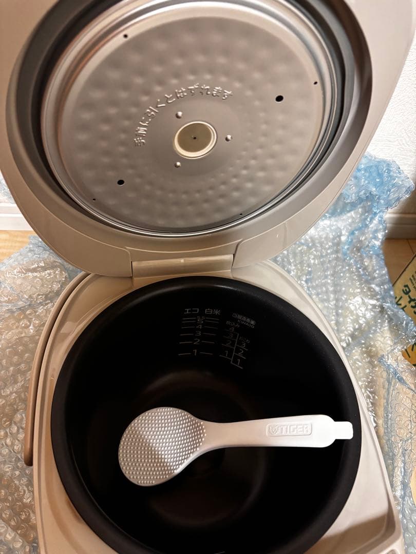 TIGER 炊飯器 JKW-A100 5.5合炊き