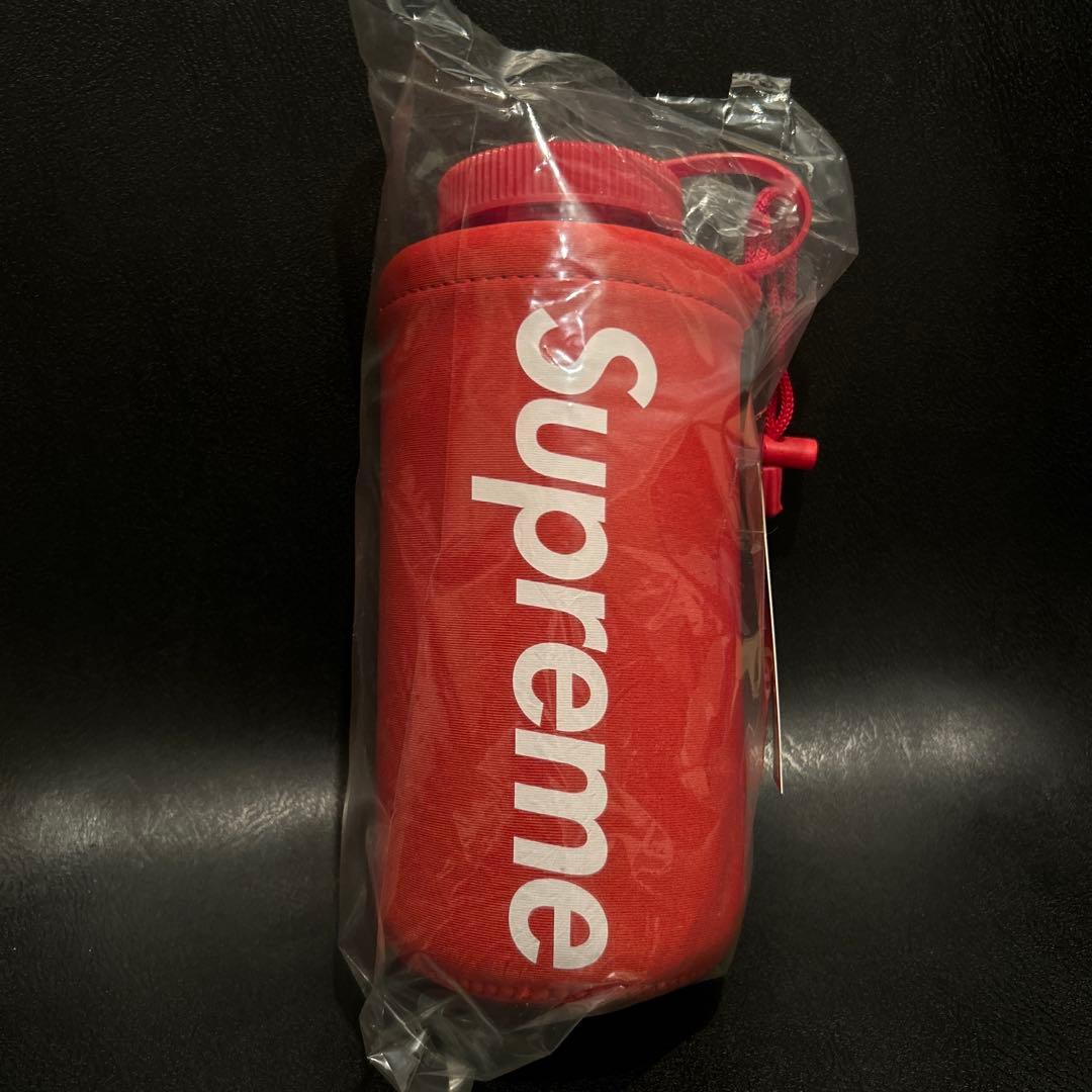 supreme ナルゲンボトル　赤