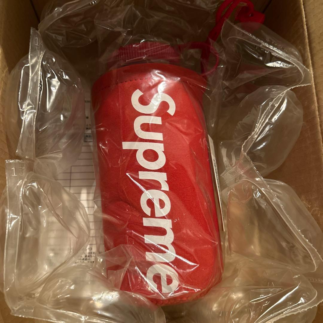 supreme ナルゲンボトル　赤
