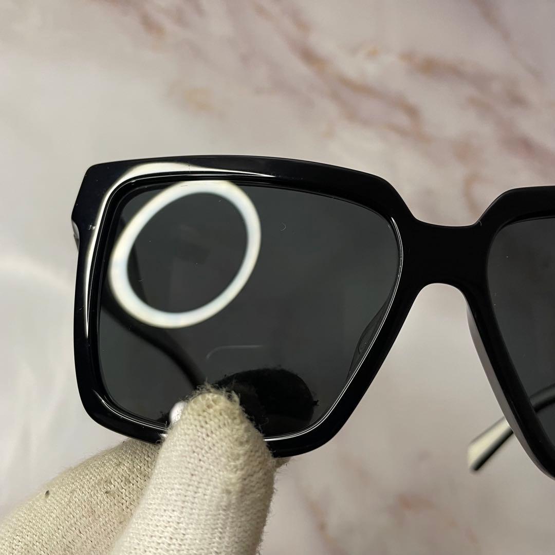 サボラさん専用 PRADA プラダ ロゴ バタフライ モード Y2K 希少カラー