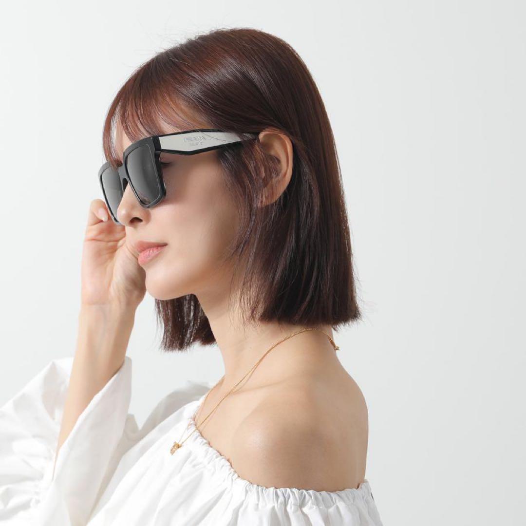 サボラさん専用 PRADA プラダ ロゴ バタフライ モード Y2K 希少カラー