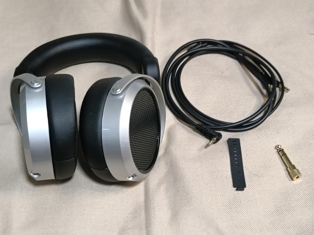 ヘッドホン Hifiman HE400se