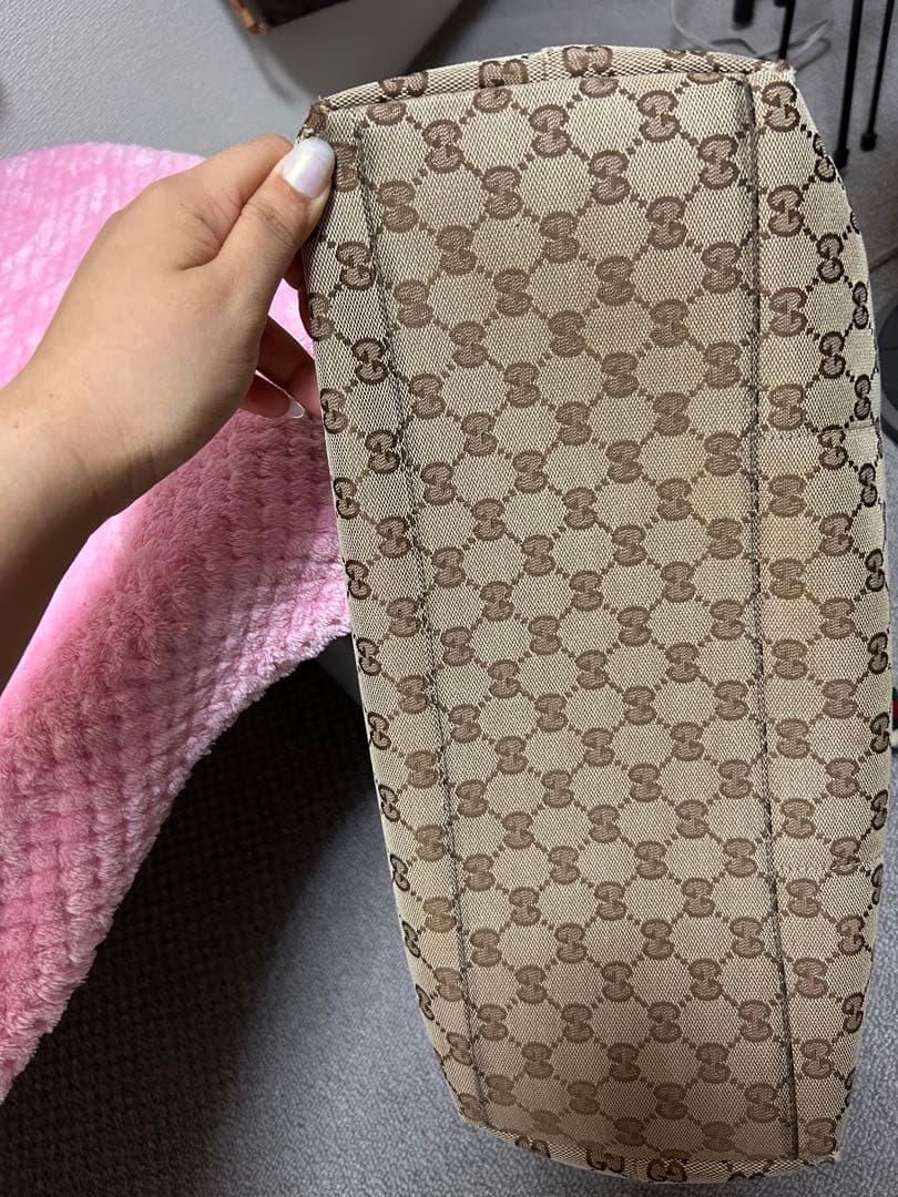 R*️様 GUCCI GGキャンバス ビジネスバッグ