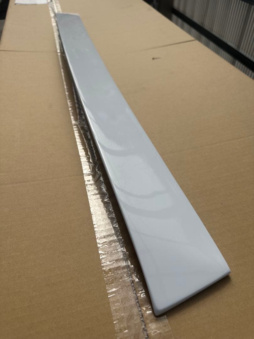 LS500 ルーフスポイラー アーティシャンスピリッツ 塗装品 083