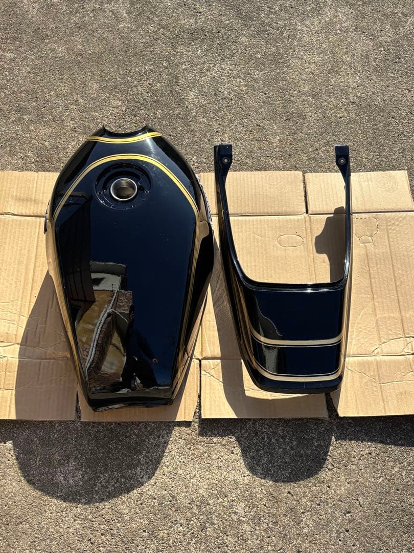 [美品]ゼファーχ 400タンク