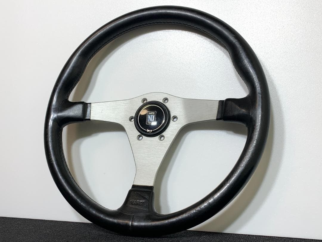 ナルディ ガラ3 タイプ0 レザー ホーンボタン付 FET刻印あり 良品 旧車
