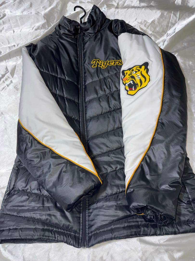 阪神タイガース　プロコレグランドコート