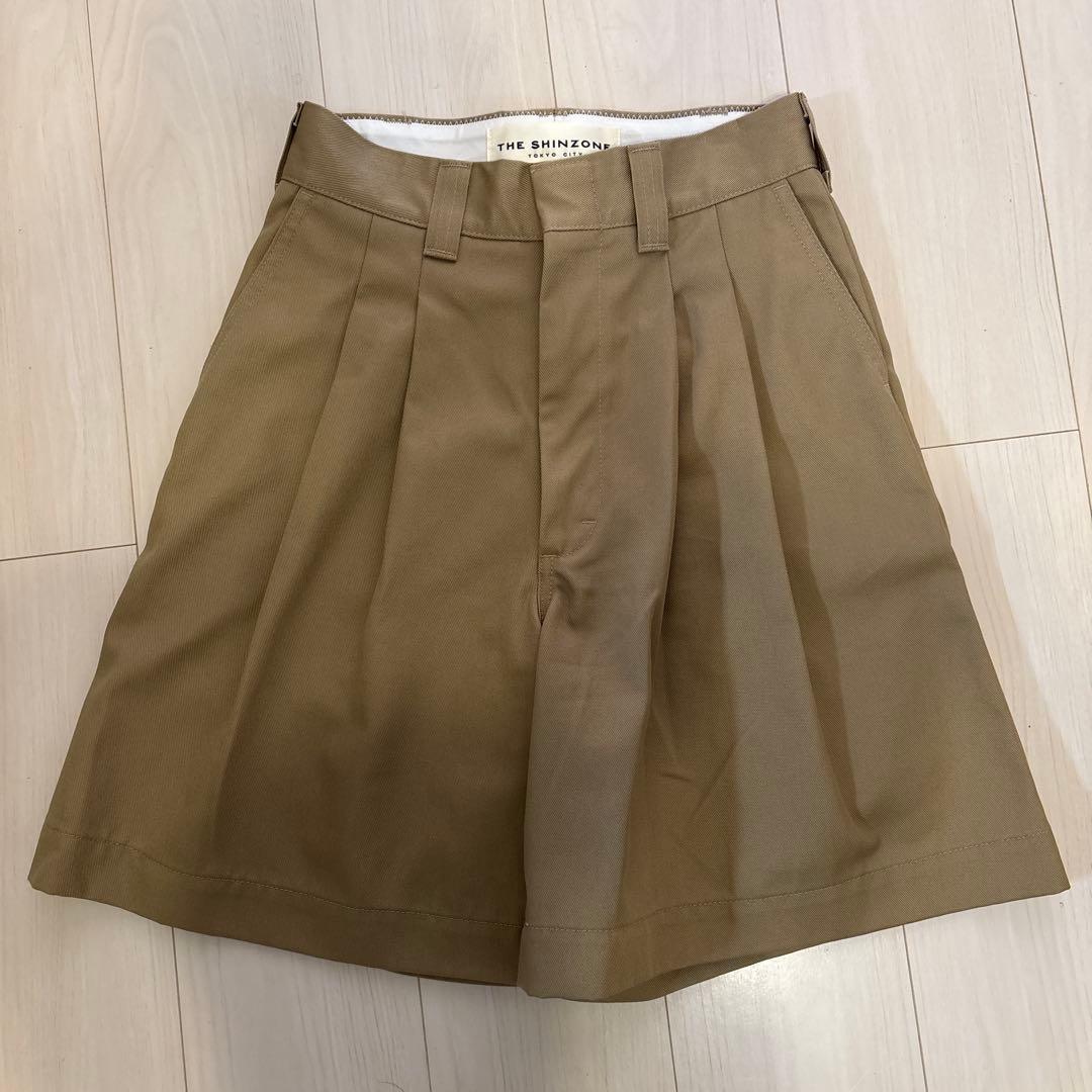 THE SHINZONE ベージュ ショートパンツ